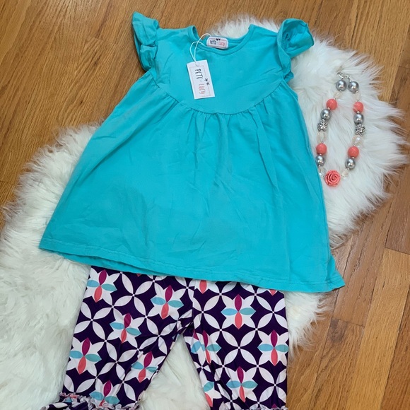 Pete + Lucy Watercolor Dragonflies Two-Piece Capri Set main image 1